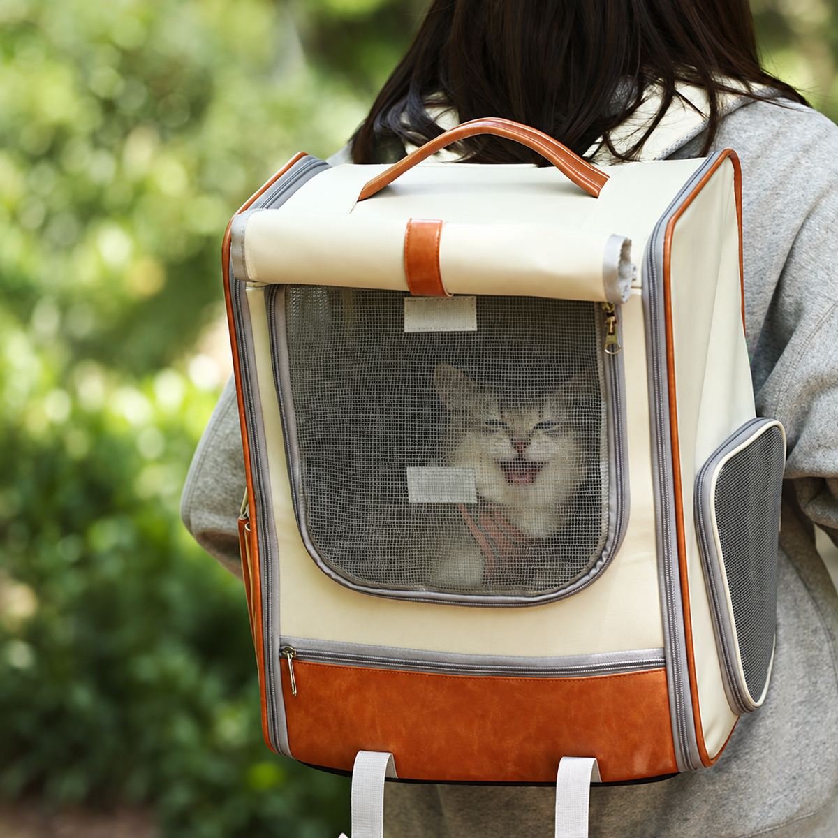 with Cat Voyage リュック型ペットキャリーバッグ 猫 小型犬 大容量 3方向メッシュ窓付き 通気設計